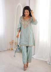 Innovative Pink Mirror Embroidery Kurti Set