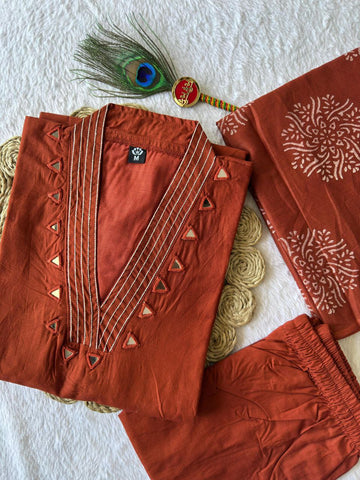 Exclusive Cotton Embroidery Work Kurti Suit