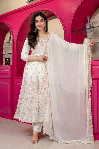 Elegant White Embroidered Work Anarkali Suit