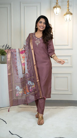 Exclusive Burgundy Color Digital Print Kurti Suit